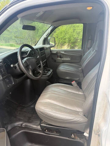 2005 Chevrolet Express 2500
