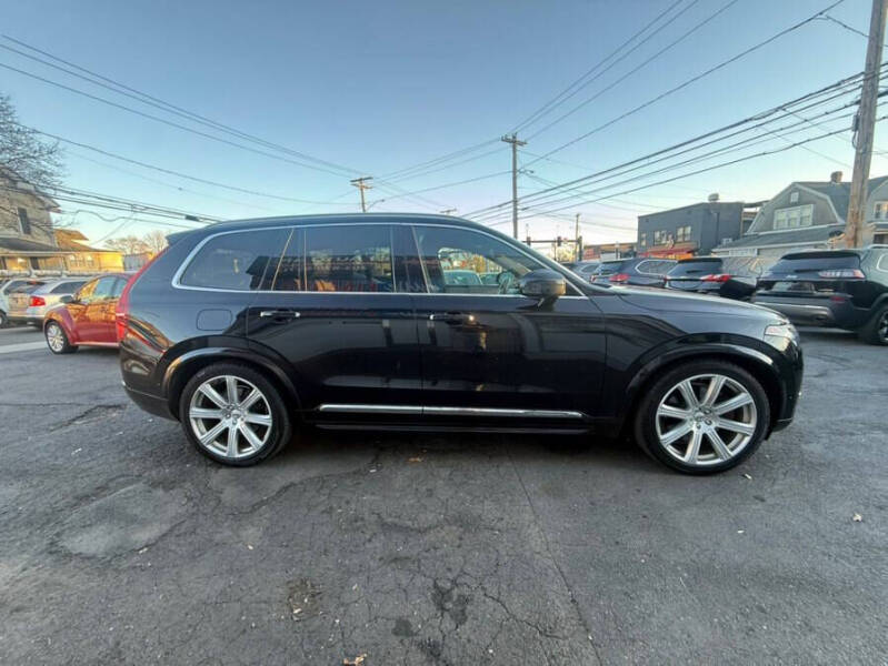 2017 Volvo XC90 T8 eAWD Inscription