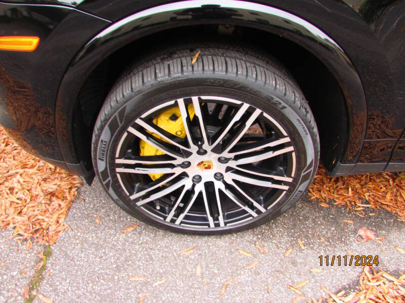 2016 Porsche Cayenne Turbo S