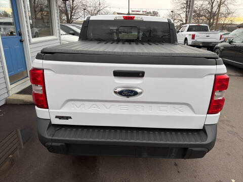 2022 Ford Maverick XL