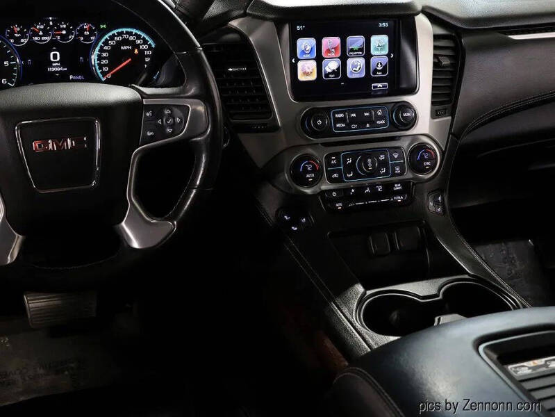 2017 GMC Yukon XL SLT