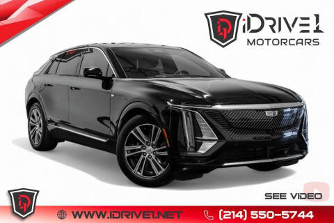 2024 Cadillac LYRIQ Luxury 2