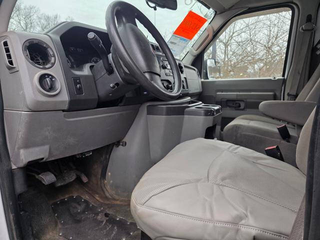 2014 Ford E-Series E-150