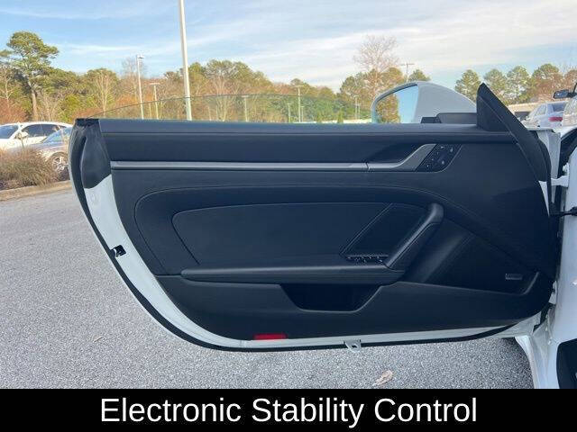 2025 Porsche 911 Carrera