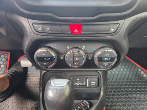 2015 Jeep Renegade Trailhawk