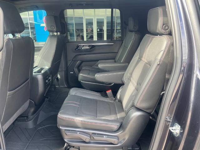 2025 Chevrolet Suburban RST