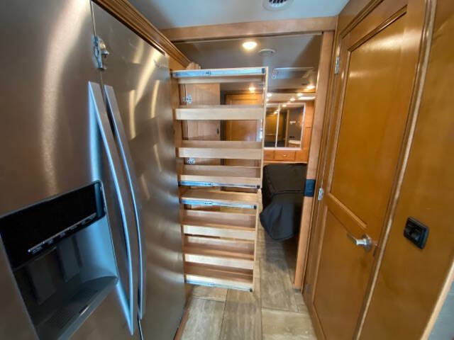 2015 Freightliner MH Chassis