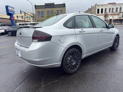 2009 Ford Focus SES