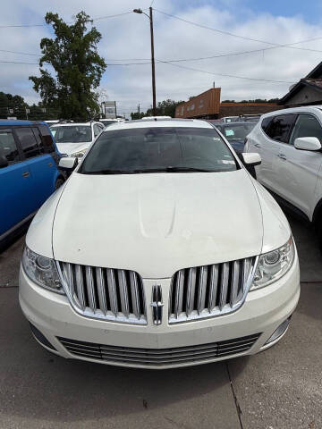2009 Lincoln MKS