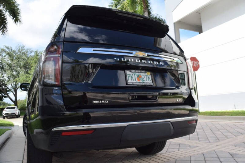 2022 Chevrolet Suburban LT