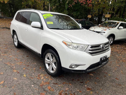 2013 Toyota Highlander SE