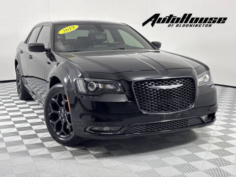 2019 Chrysler 300 for sale at Auto House of Bloomington in Bloomington IL