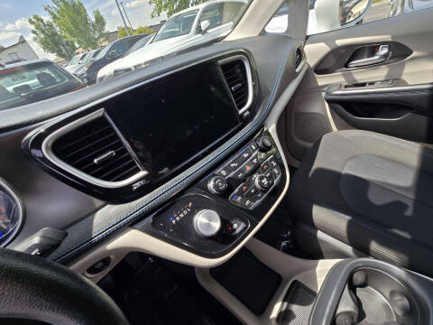 2021 Chrysler Pacifica Touring