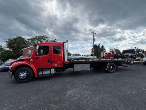 2007 Freightliner M2106 Rollback
