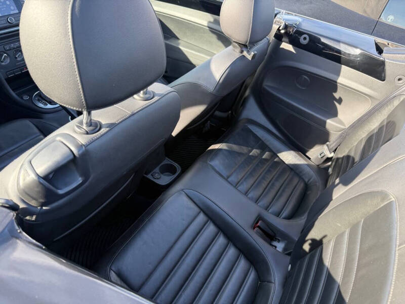 2013 Volkswagen Beetle Convertible