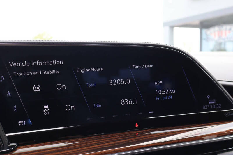 2022 Cadillac Escalade Premium Luxury