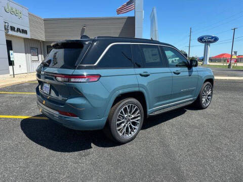 2026 Jeep Grand Cherokee Summit