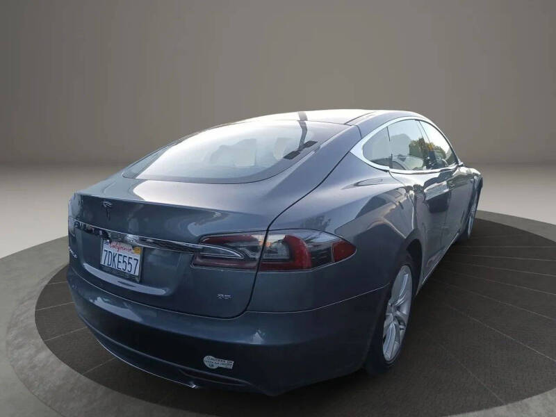 2013 Tesla Model S