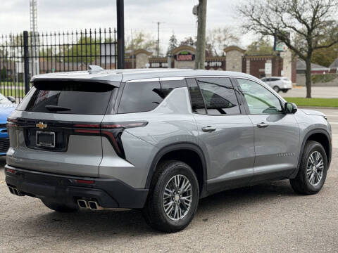 2024 Chevrolet Traverse LS
