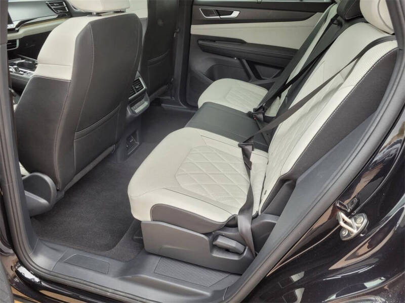 2025 Volkswagen Atlas Cross Sport SEL Premium R-Line 4Motion