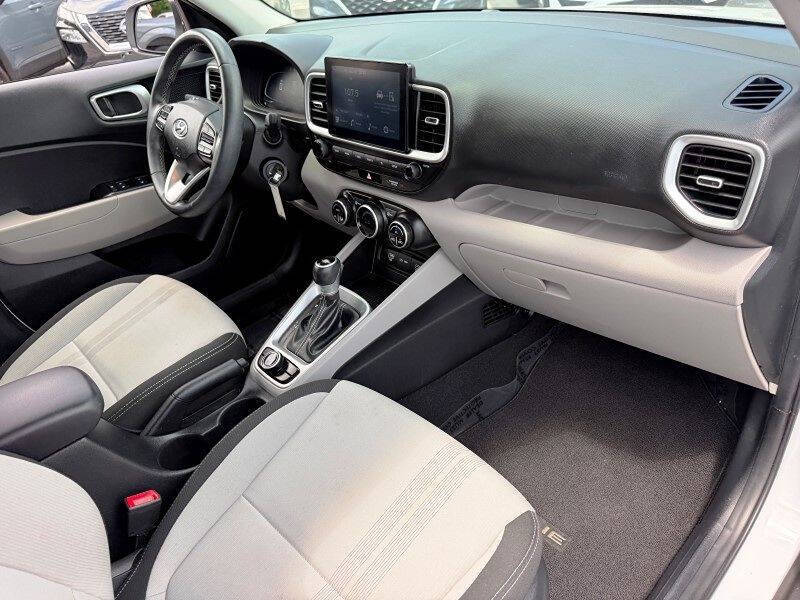2023 Hyundai Venue SEL