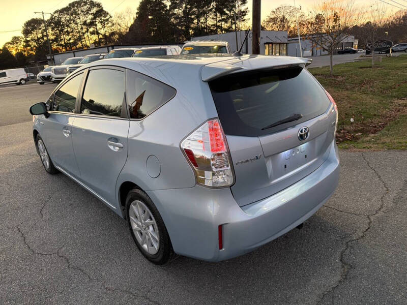 2014 Toyota Prius v