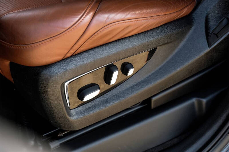 2020 Cadillac Escalade ESV Premium Luxury