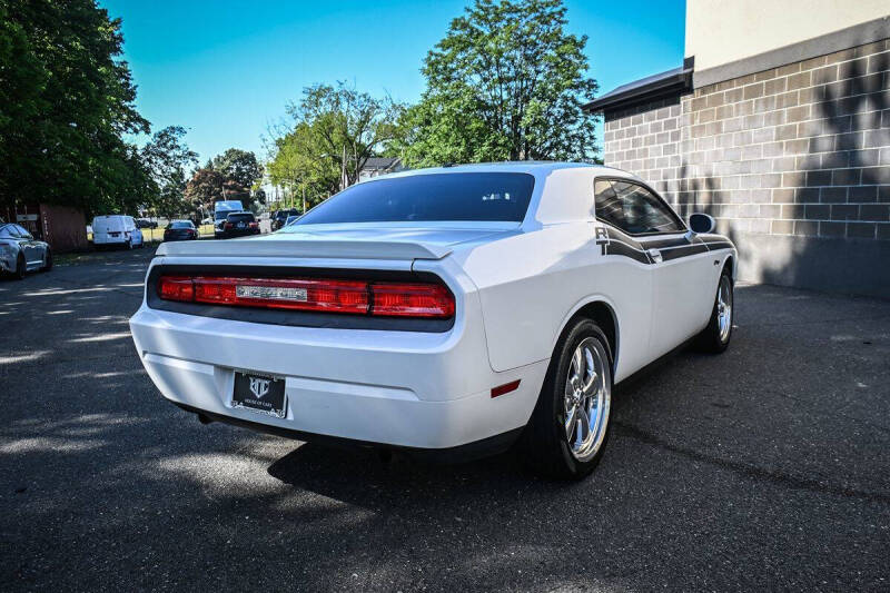 2011 Dodge Challenger R/T Classic