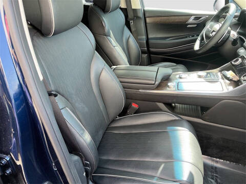 2023 Genesis GV80 2.5T