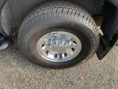 2004 Ford Excursion XLT