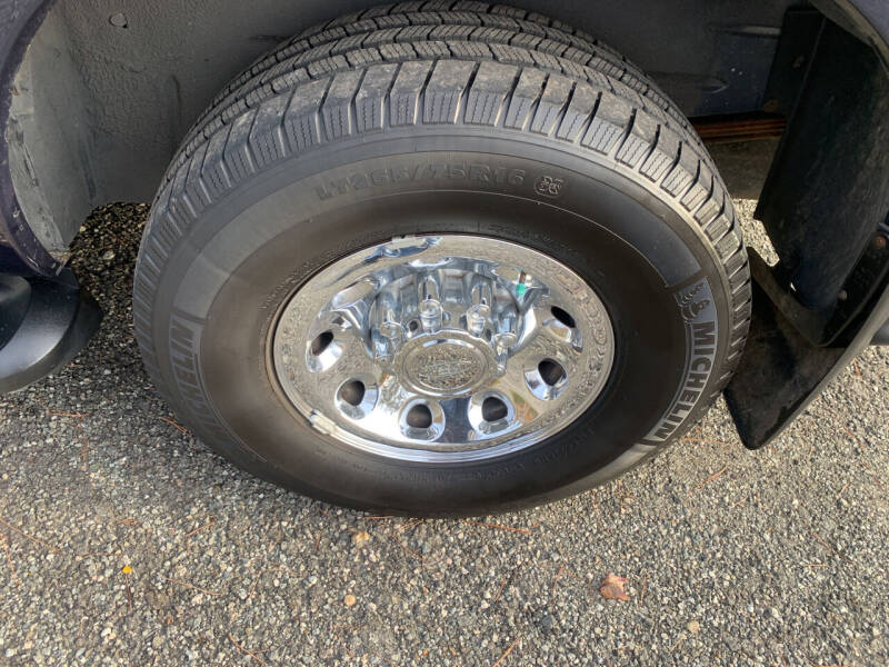 2004 Ford Excursion XLT