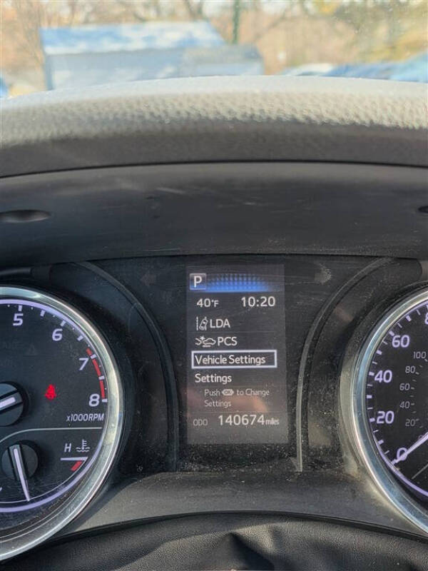 2019 Toyota Camry LE