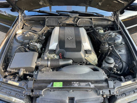 2001 BMW 7 Series 740iL