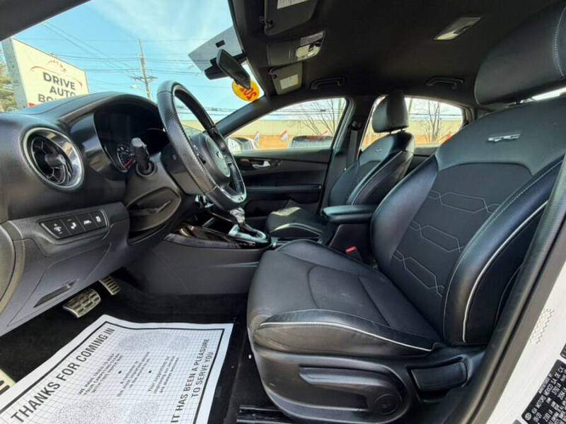 2021 Kia Forte GT Line