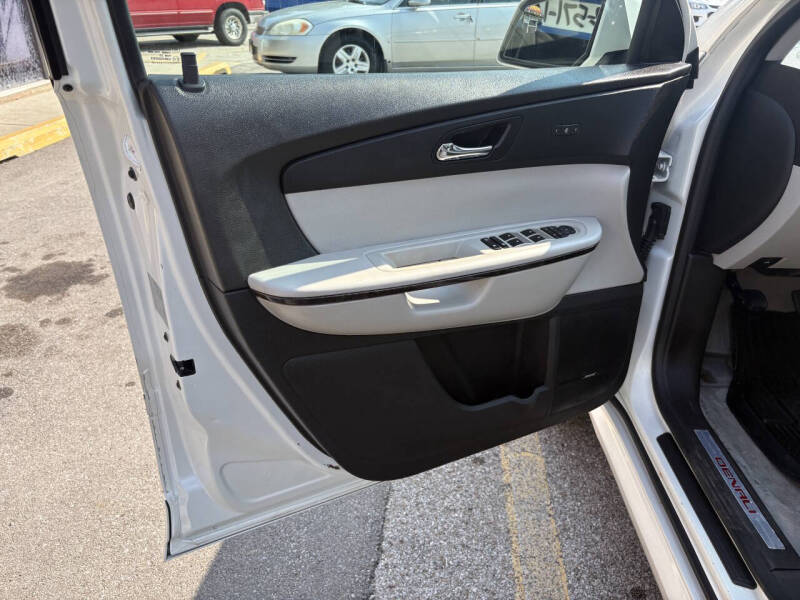 2012 GMC Acadia Denali