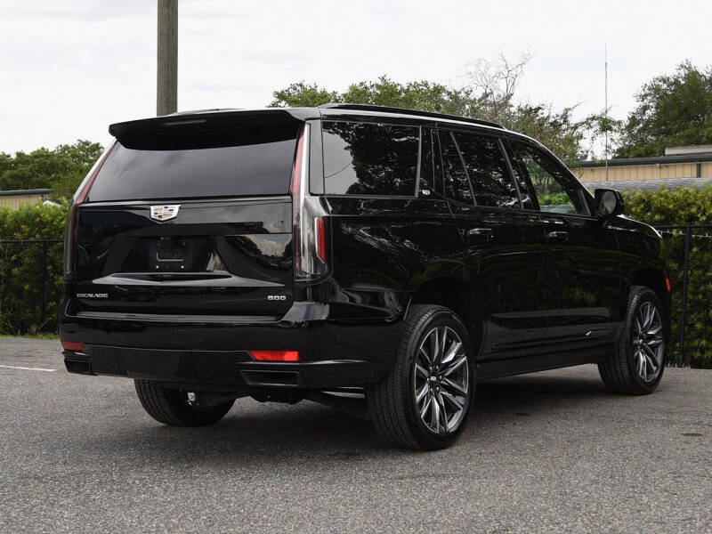 2023 Cadillac Escalade Sport