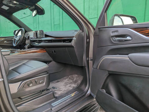 2021 Cadillac Escalade ESV Luxury