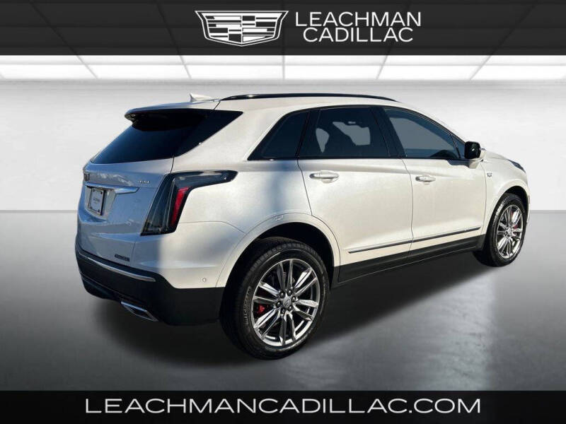 2026 Cadillac XT5 Sport