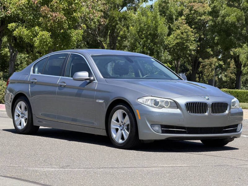 2012 BMW 5 Series 528i