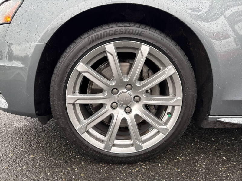 2012 Audi A4 2.0T quattro Avant Premium Plus