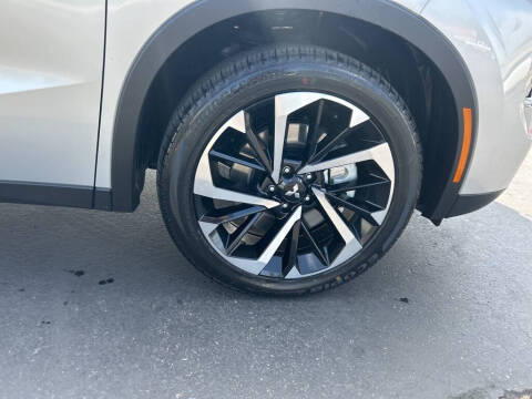 2025 Mitsubishi Outlander PHEV SE