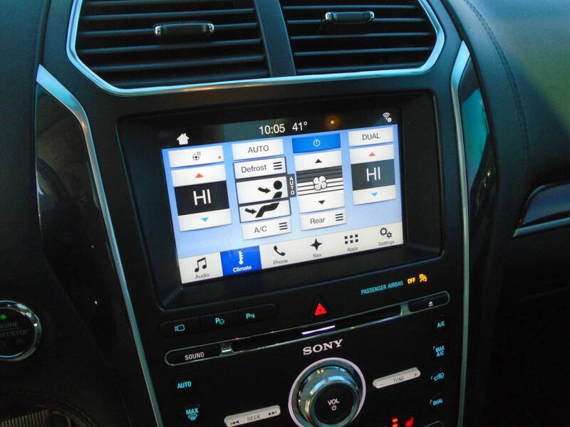 2017 Ford Explorer Platinum