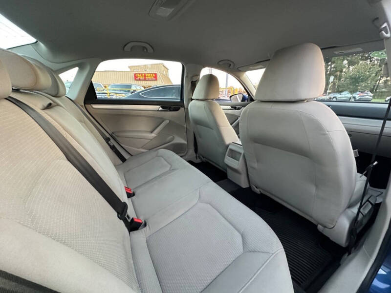 2016 Volkswagen Passat 1.8T S