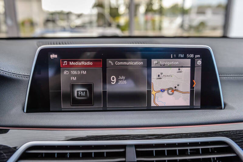 2019 BMW 7 Series 740i