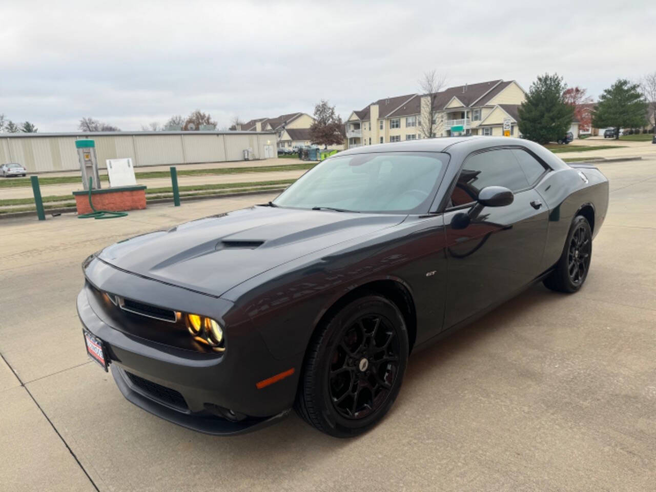 2017 Dodge Challenger for sale at Illinois Auto Wholesalers in Tolono, IL