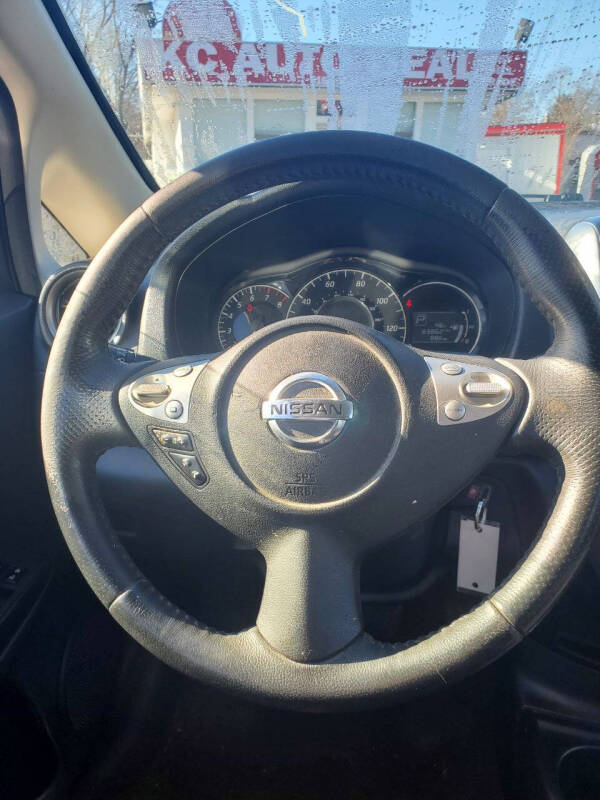 2016 Nissan Versa Note SR