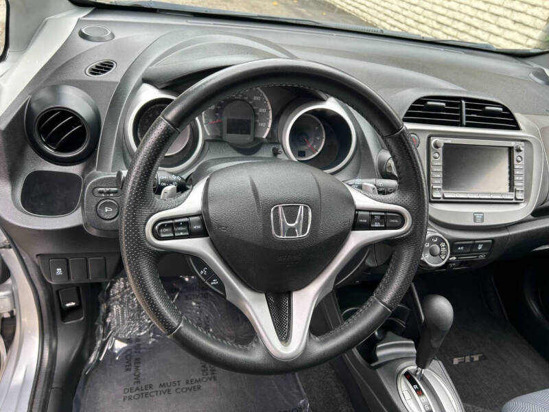 2011 Honda Fit Sport w/Navi