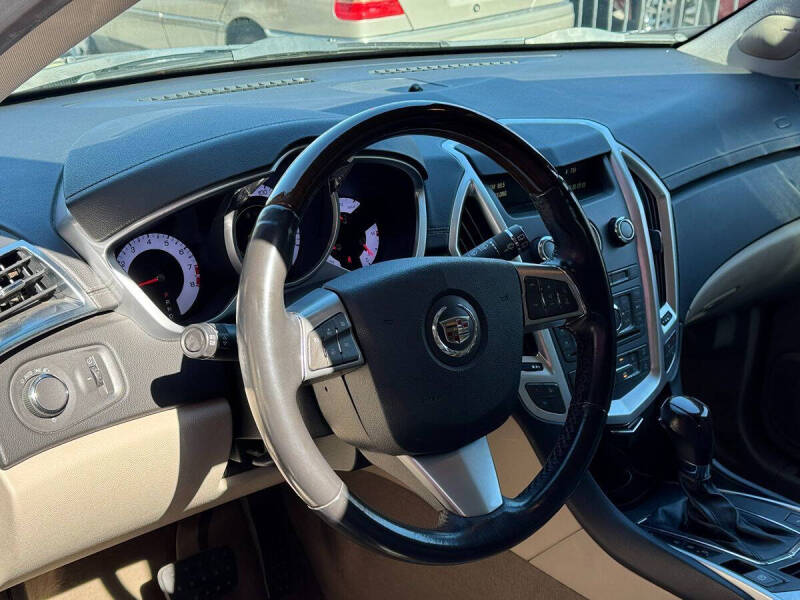 2011 Cadillac SRX Luxury Collection