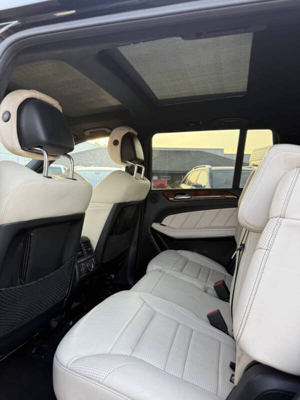 2015 Mercedes-Benz GL-Class GL 63 AMG