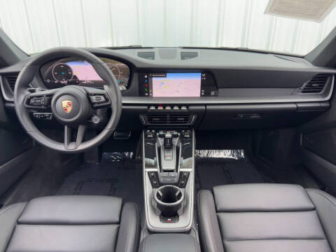 2025 Porsche 911 Carrera